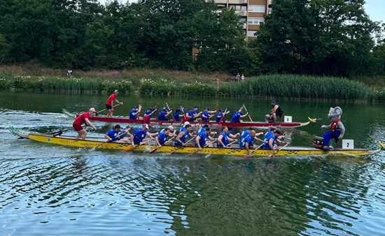 Das Team „Rennmäuse“ siegte mit einer knappen Drachennasenlänge Vorsprung